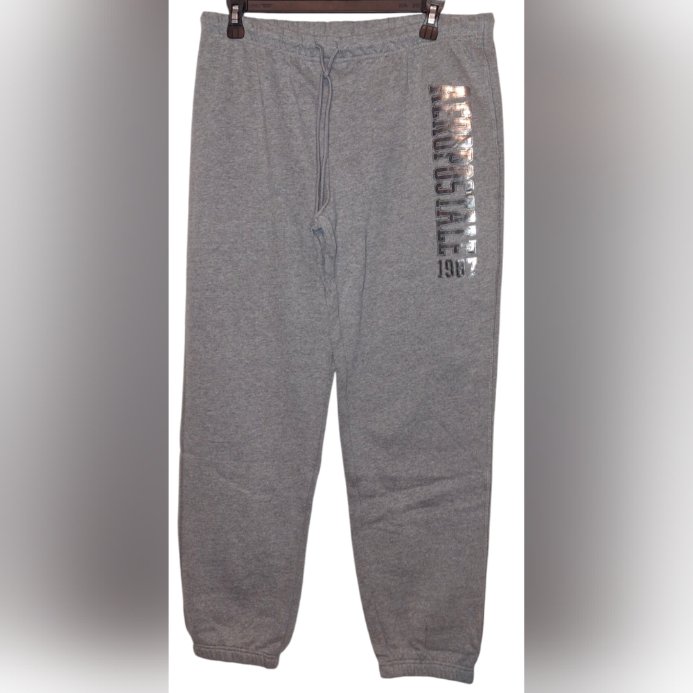 Aeropostale Gray Cinched Sweatpants